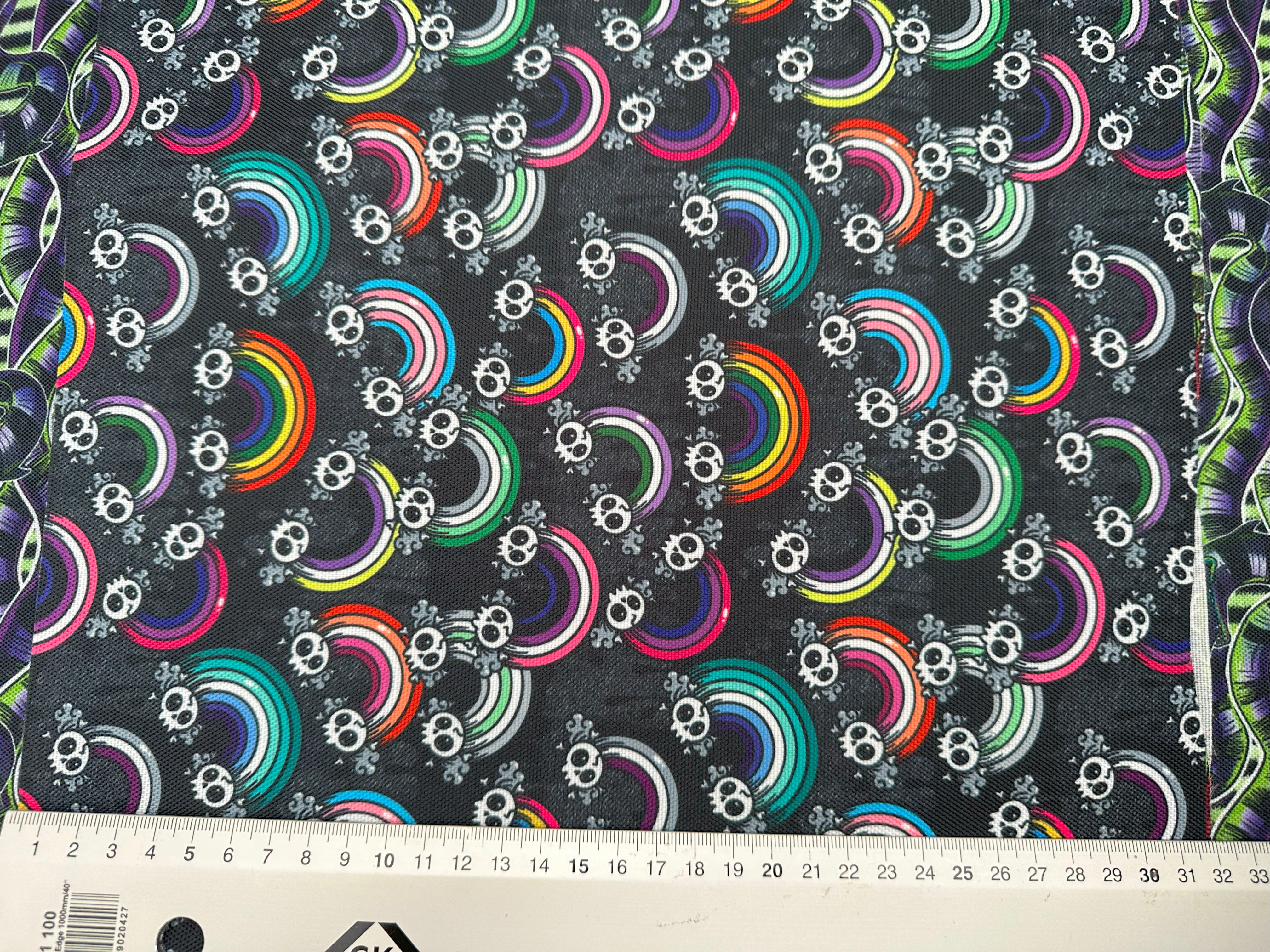 WPC Rainbow Skulls Off-Cut