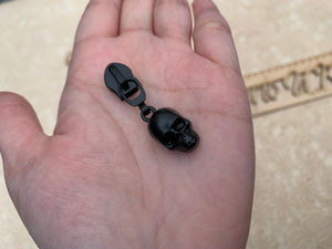 3D Skull Zipper Pulls