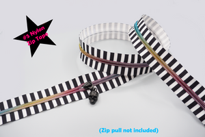 Black & White Stripe Zipper Tape with Rainbow Teeth, #5 nylon zips